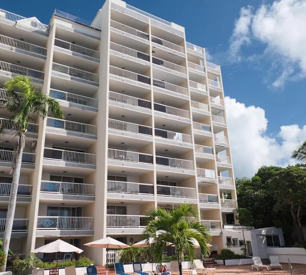Penthouse Dominick Apartment Cupecoy  Cupecoy (Sint Maarten)